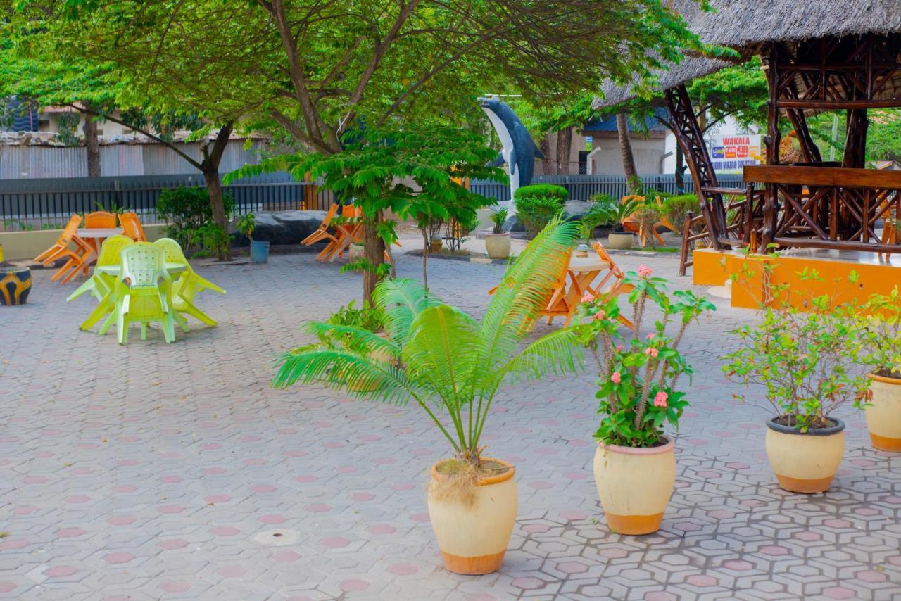 Flamingo Hotel Kinyerezi Dar es Salaam Esterno foto