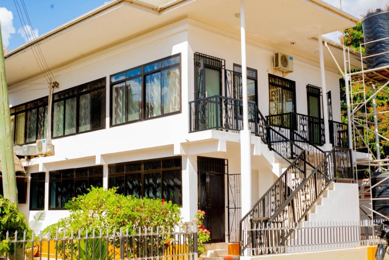 Flamingo Hotel Kinyerezi Dar es Salaam Esterno foto